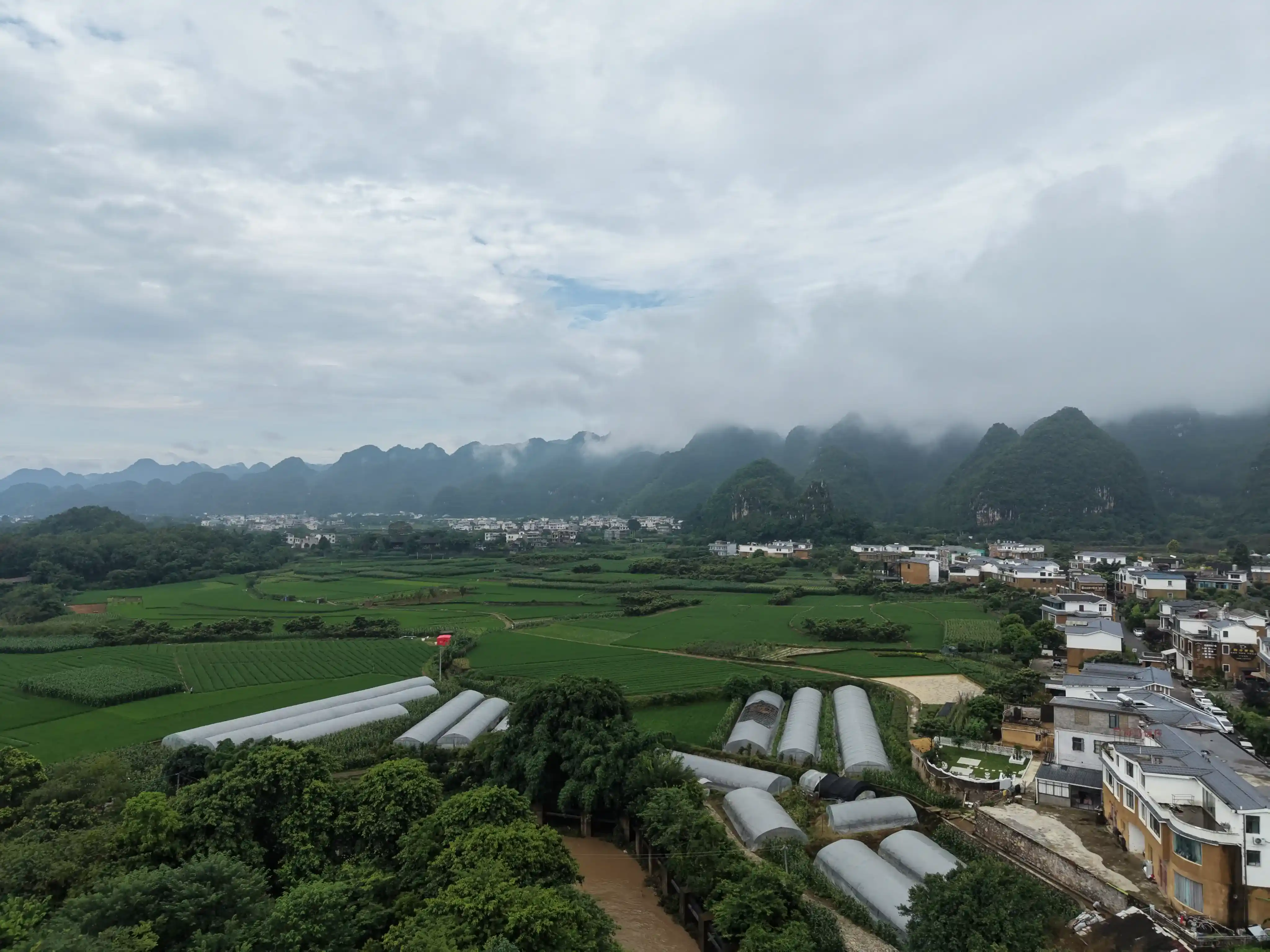 万峰林